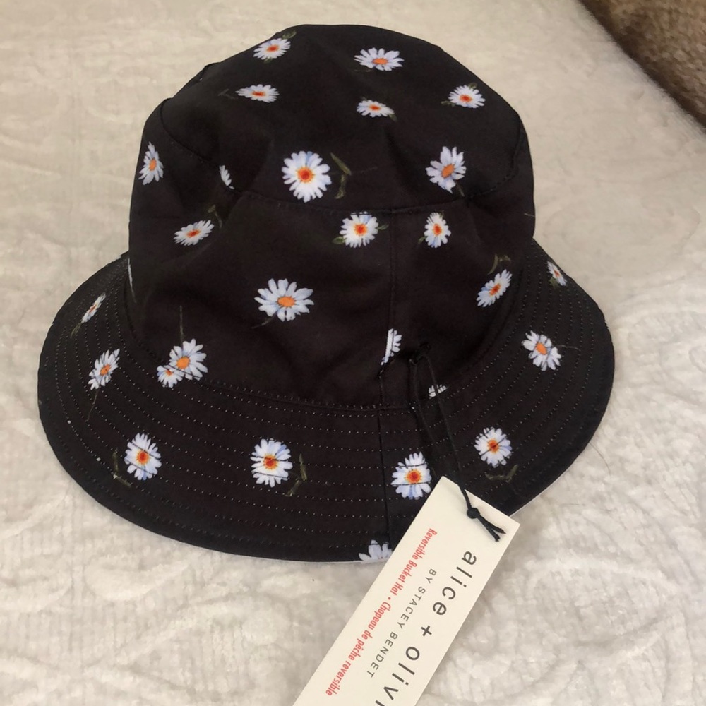 Alice & Olivia Bucket Hat
